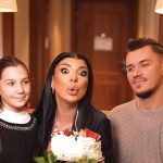 Andreea Tonciu: Cadoul de Lux și Viața în Lumina Reflectoarelor