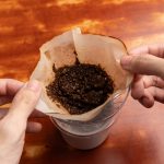 Utilizări Inovatoare ale Zațului de Cafea: Transformă Deșeurile în Resurse Valoroase pentru Casă și Grădină