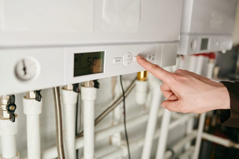 Costurile și Provocările Montării unei Centrale Termice de Apartament în București