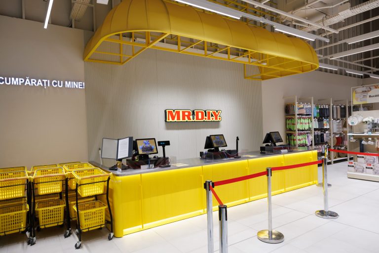 MR.DIY: Expansiunea Retailerului de Produse pentru Casă în România - O Analiză Detaliată a Inaugurării din Grand Arena Mall București