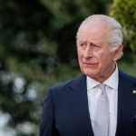 Controversa regală: Regele Charles și decizia de a părăsi nunta nepotului pentru Epsom Derby