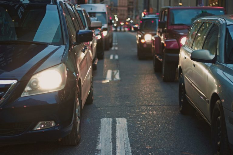 Diferențele Semnificative ale Costurilor RCA în București Comparativ cu Alte Județe din România