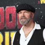 Tyler Mane și Lupta Împotriva Cancerului de Sân: O Poveste de Curaj și Conștientizare