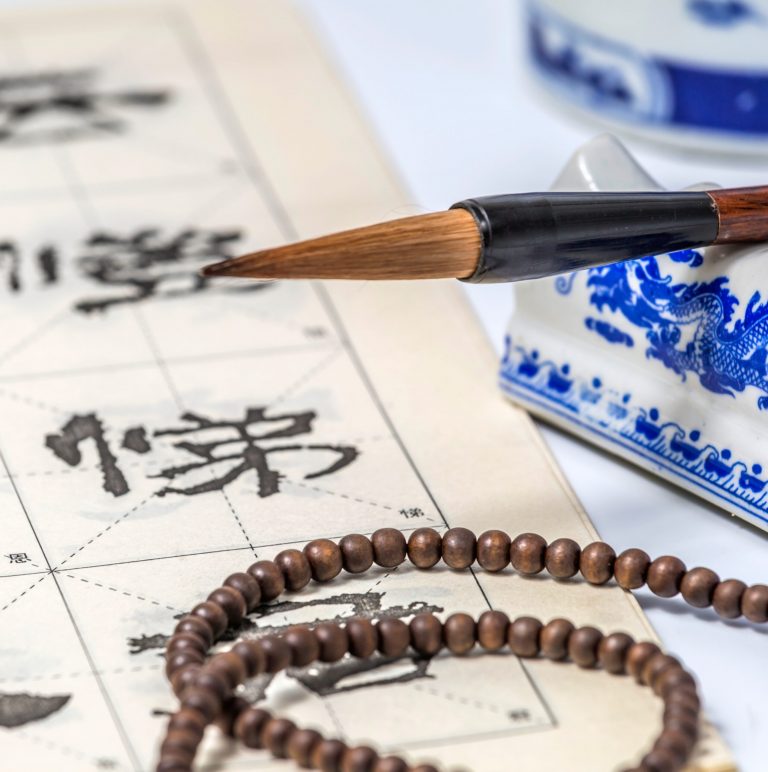 Horoscopul chinezesc al zilei: Provocări financiare și decizii strategice pentru nativii celor 12 animale
