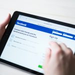 Criza Facebook: O analiză detaliată a întreruperii globale a platformei de socializare