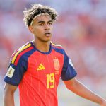 Lamine Yamal: O poveste de succes în fotbal și educație în era performanței