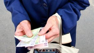 Inegalități în sistemul de pensii din România: Oameni care au muncit, dar nu primesc nimic